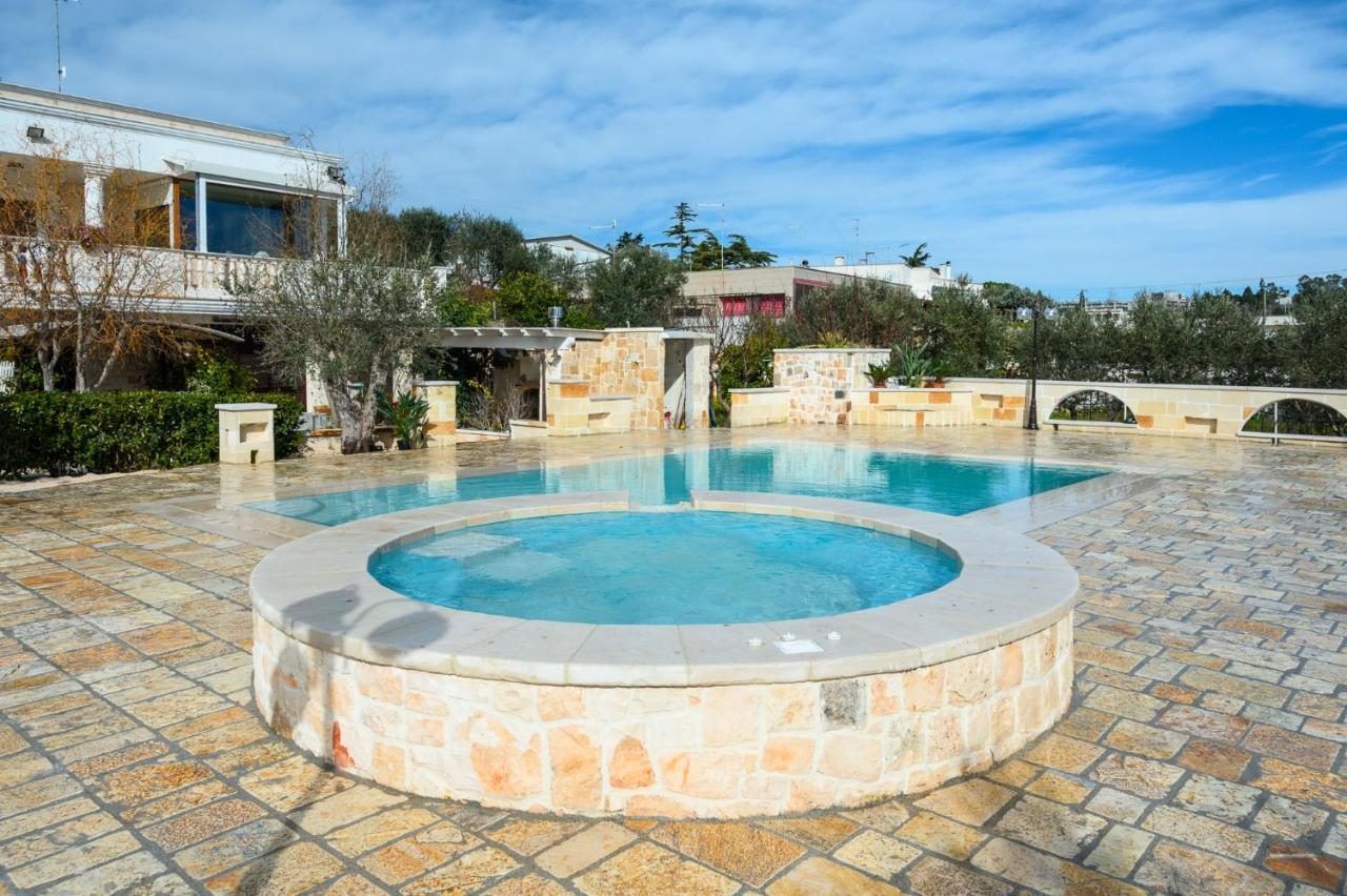 Appartamento Ortensia In Villa Mariella Ostuni Eksteriør bilde