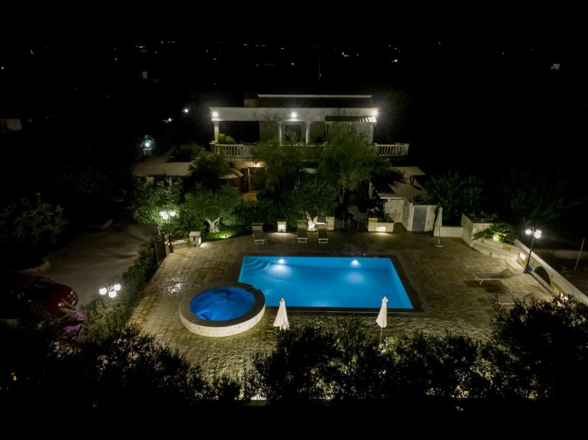 Appartamento Ortensia In Villa Mariella Ostuni Eksteriør bilde